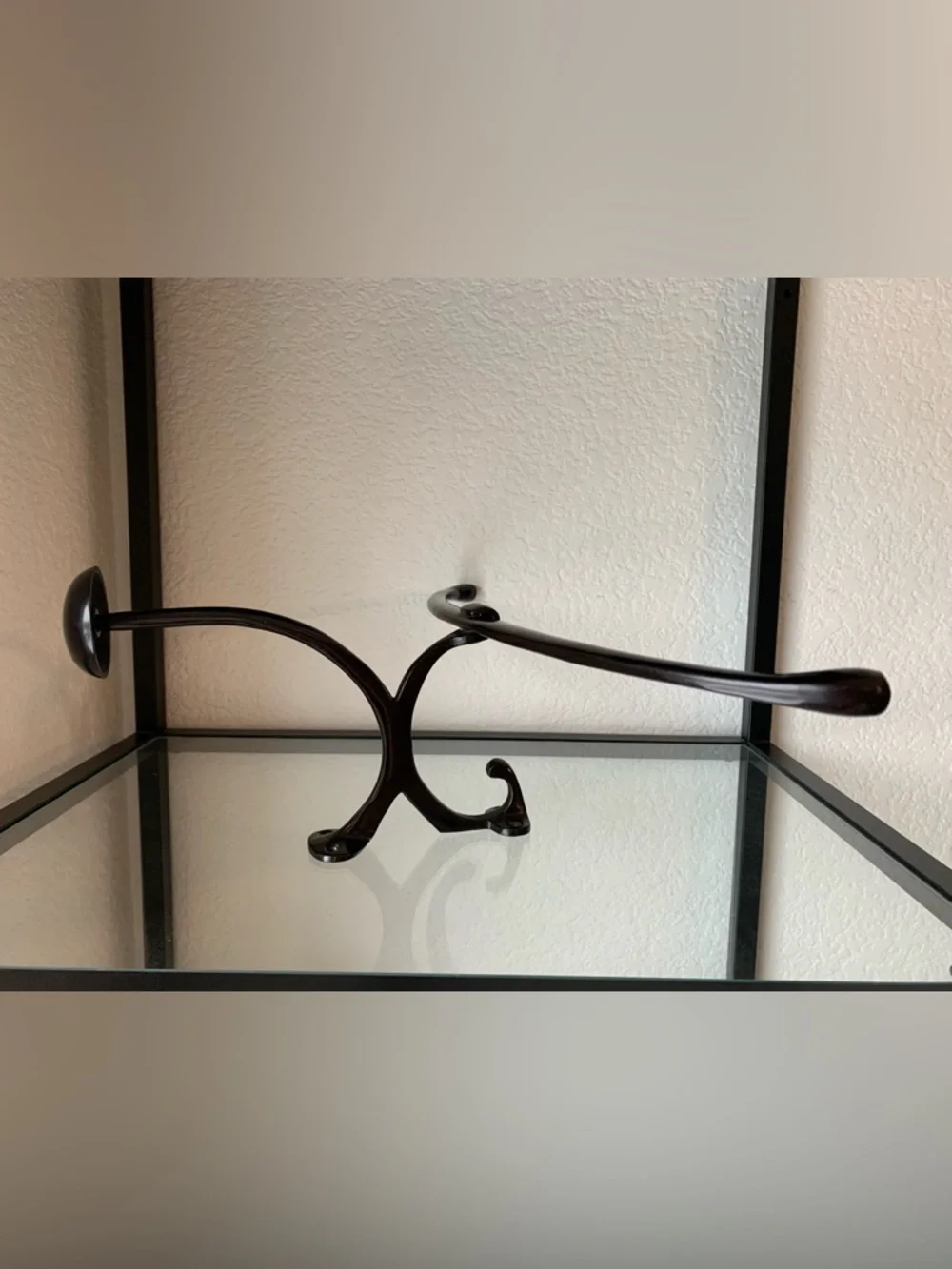 Wall-Mounted Bronze Coat Hanger With Hat Stand - Dark Brown Minimalist Display - Picture 4 of 7